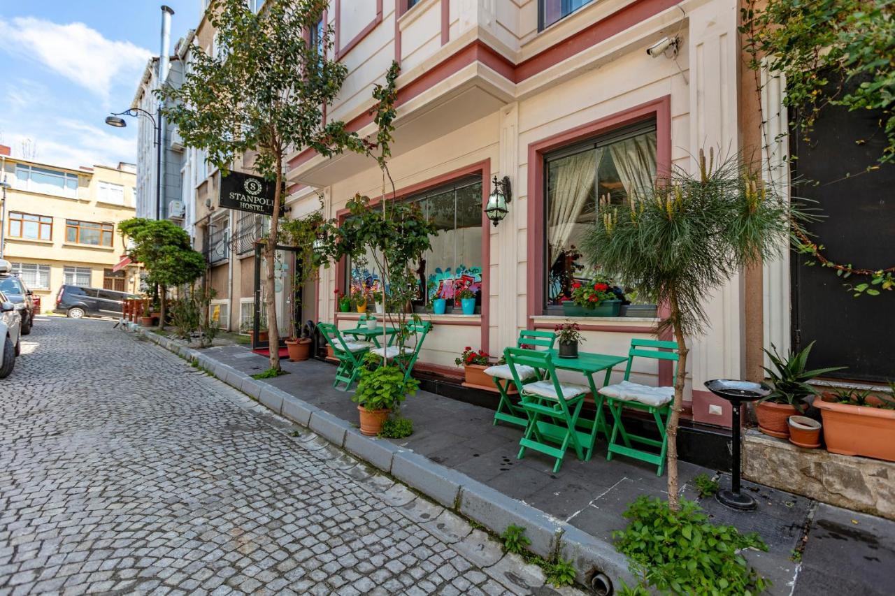 Stanpoli Hostel Istanbul Exterior photo