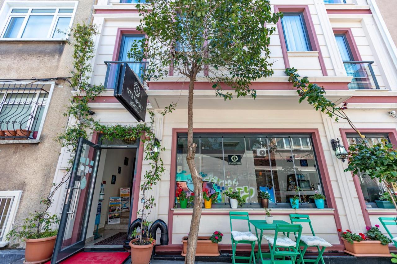 Stanpoli Hostel Istanbul Exterior photo